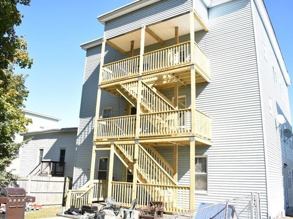 142 Madison St, Fitchburg MA 01420