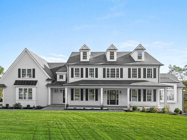 14 Liana Street, Woburn MA 01801
