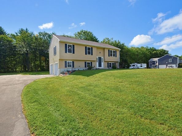453 Howe Street, East Brookfield MA 01515
