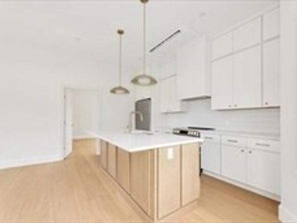 3915 Washington Street 2, Boston MA 02130