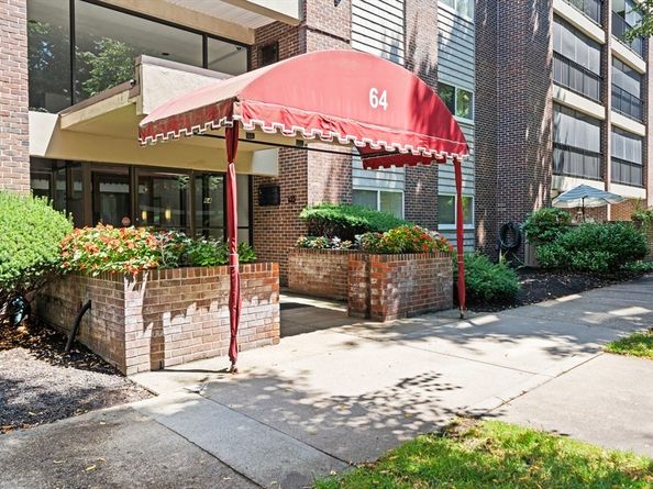 64 Main 28B, Stoneham MA 02180