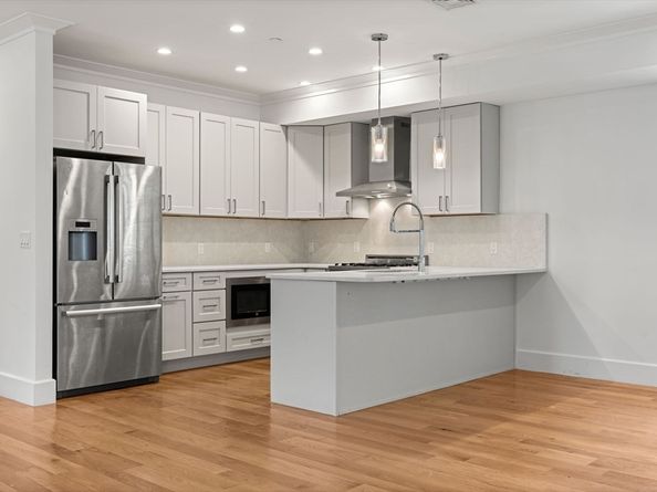 17 Vinton Street PH5, Boston MA 02127