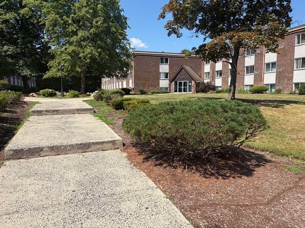 7 Weld Street 13, Framingham MA 01702