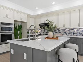 34306 Torrey Pine Ln, Union City CA 94587