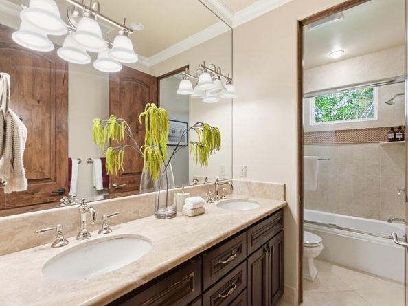 484 Cherry Avenue, Los Altos CA 94022