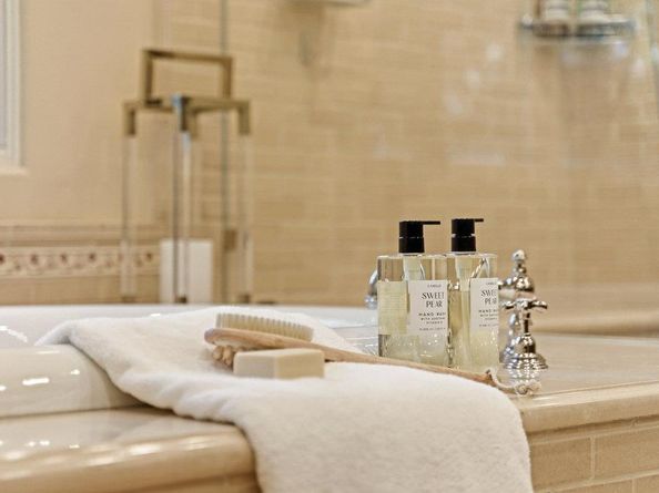 484 Cherry Avenue, Los Altos CA 94022