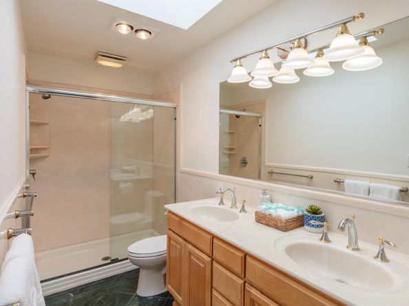 517 Ortega Street, San Francisco CA 94122