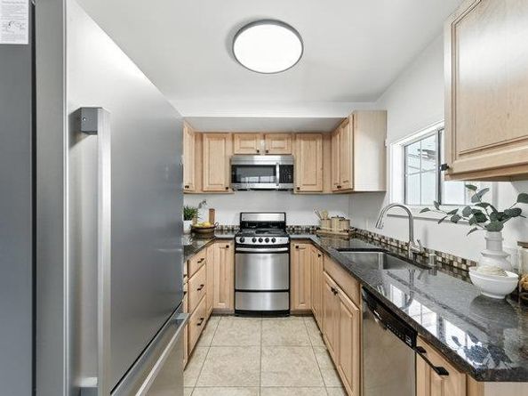 755 Homer Avenue, Palo Alto CA 94301