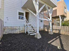 15 Venus Street, San Francisco CA 94124