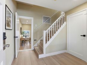 15 Venus Street, San Francisco CA 94124