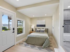 15 Venus Street, San Francisco CA 94124