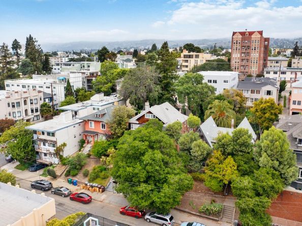 260 Park View Terrace, Oakland CA 94610