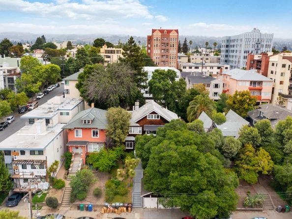 260 Park View Terrace, Oakland CA 94610