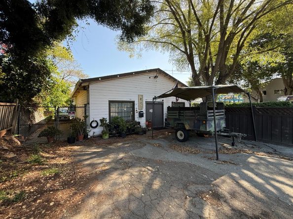 1879 Woodland Avenue, East Palo Alto CA 94303