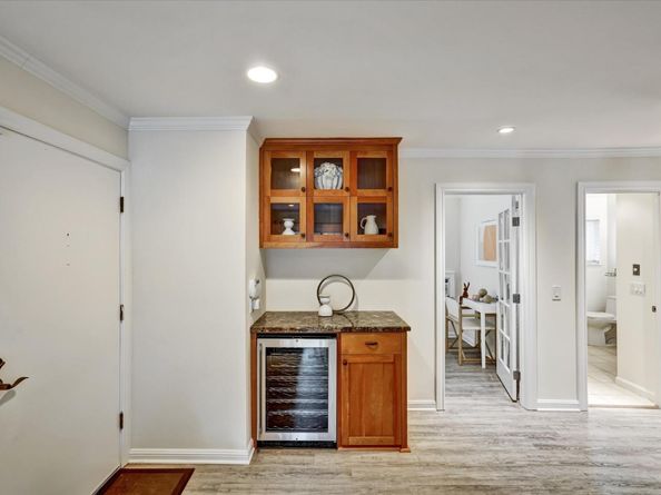 1070 Mercedes Avenue 2, Los Altos CA 94022