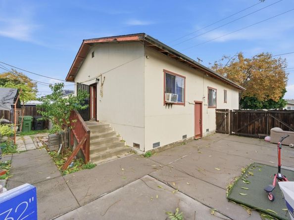 361 N 10th Street, San Jose CA 95112