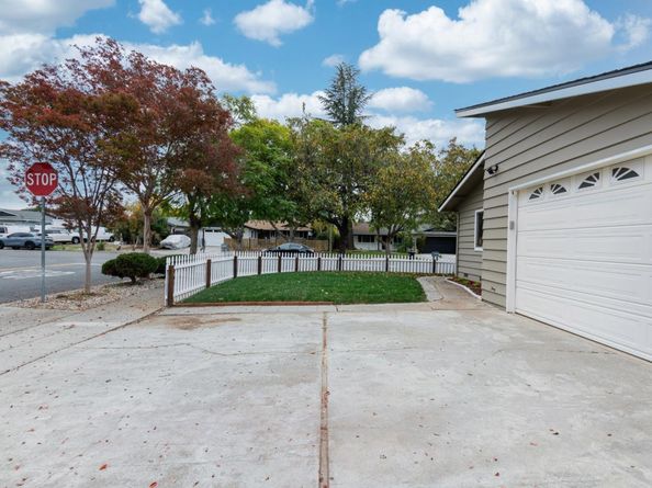 2715 Millbrae Way, San Jose CA 95121