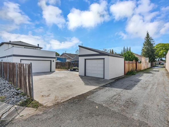 841 Harrison Street, Santa Clara CA 95050