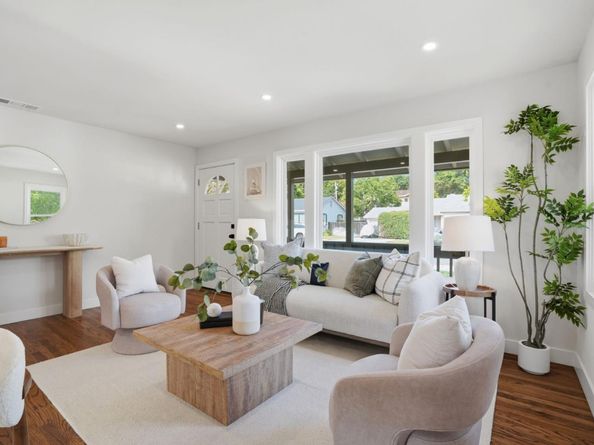 218 N Murphy Avenue, Sunnyvale CA 94086