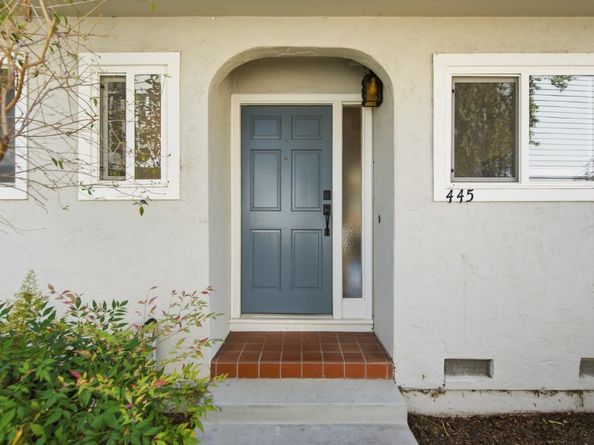 445 Oak Avenue, Redwood City CA 94061