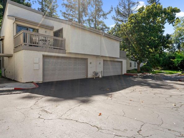19626 Vineyard Lane, Saratoga CA 95070
