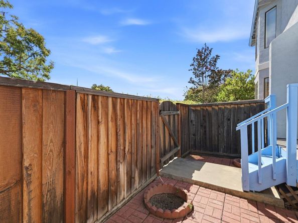 895 Quince Avenue 12, Santa Clara CA 95051