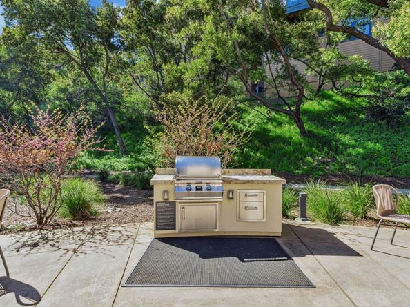 400 El Camino Real 107, Belmont CA 94002