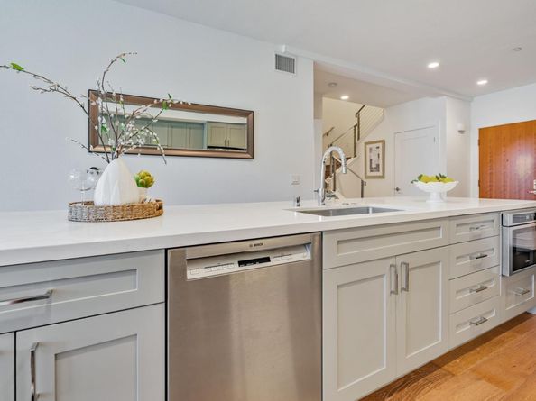 400 El Camino Real 107, Belmont CA 94002