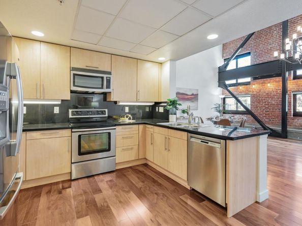 88 Bush Street 2103, San Jose CA 95126