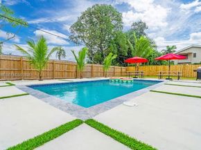 17621 NE 7th Avenue, Miami FL 33162