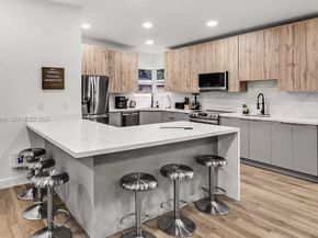 17621 NE 7th Avenue, Miami FL 33162
