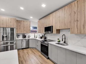 17621 NE 7th Avenue, Miami FL 33162