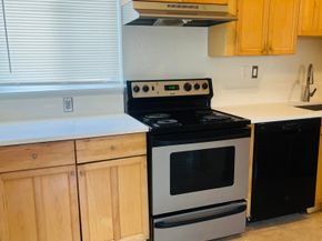 590 NW 40th Court B, Oakland Park FL 33309