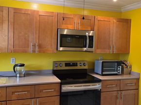 7715 SW 9th Street, North Lauderdale FL 33068