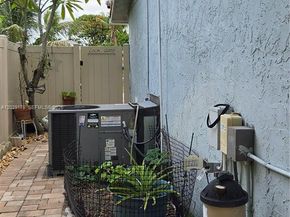 7715 SW 9th Street, North Lauderdale FL 33068
