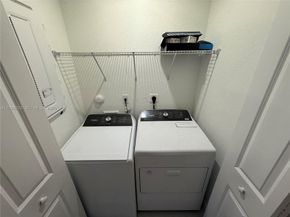 12856 NW 22nd Place 12856, Miami FL 33167