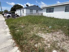 4801 Parker Avenue, West Palm Beach FL 33405