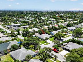 1145 Julia Heights Drive, Lantana FL 33462