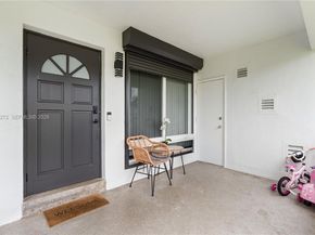 706 N 32nd Court, Hollywood FL 33021
