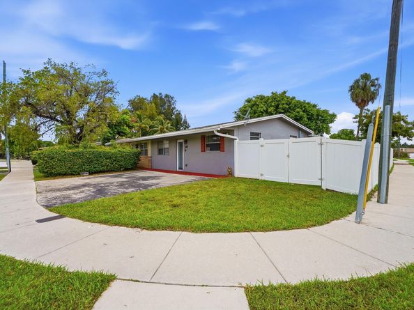 6871 SW 16th Court, North Lauderdale FL 33068