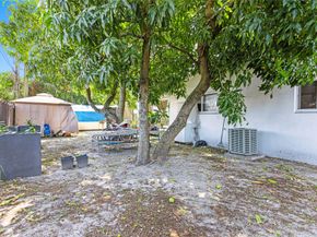 1191 NW 179th St, Miami FL 33169