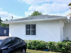 1371 NW 51st Ter, Miami FL 33142