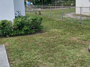 1371 NW 51st Ter, Miami FL 33142