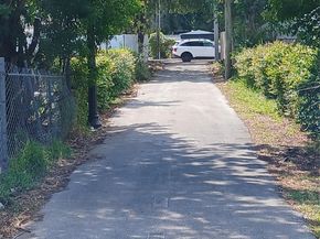 1371 NW 51st Ter, Miami FL 33142