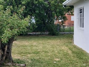 1371 NW 51st Ter, Miami FL 33142