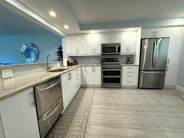 12870 Briarlake 201 Drive 201, Palm Beach Gardens FL 33418