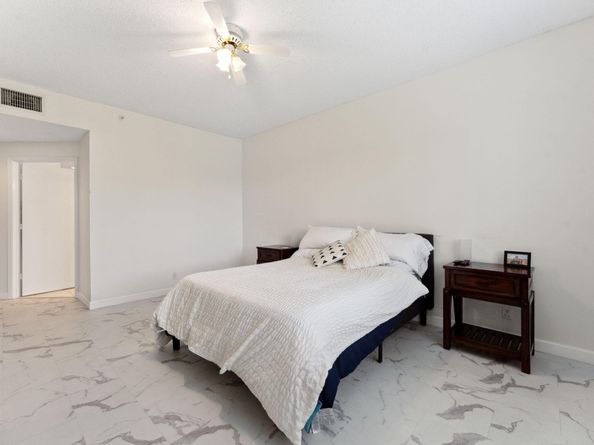 7546 La Paz Boulevard 105, Boca Raton FL 33433