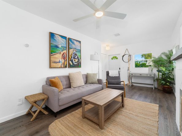 422 N H St, Lake Worth Beach FL 33460