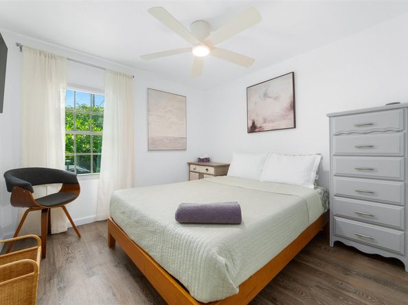 422 N H St, Lake Worth Beach FL 33460
