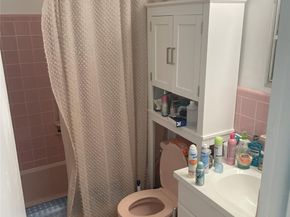 815 SW 10th Ter 21V, Hallandale Beach FL 33009